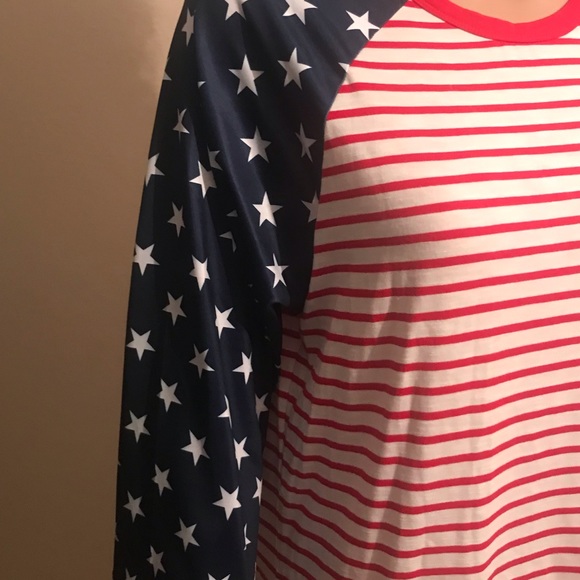 Red, white and blue shirt - Picture 7 of 10